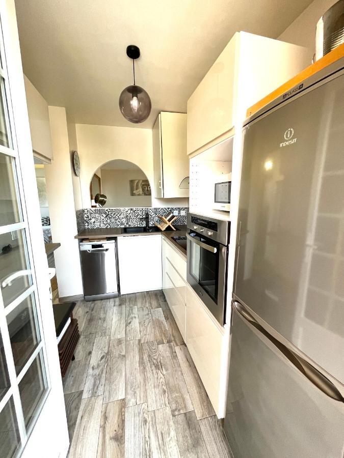 Six Fours Les Lones T2 42M2 Vue Mer Сис-Фур-Ле-Пляж Экстерьер фото